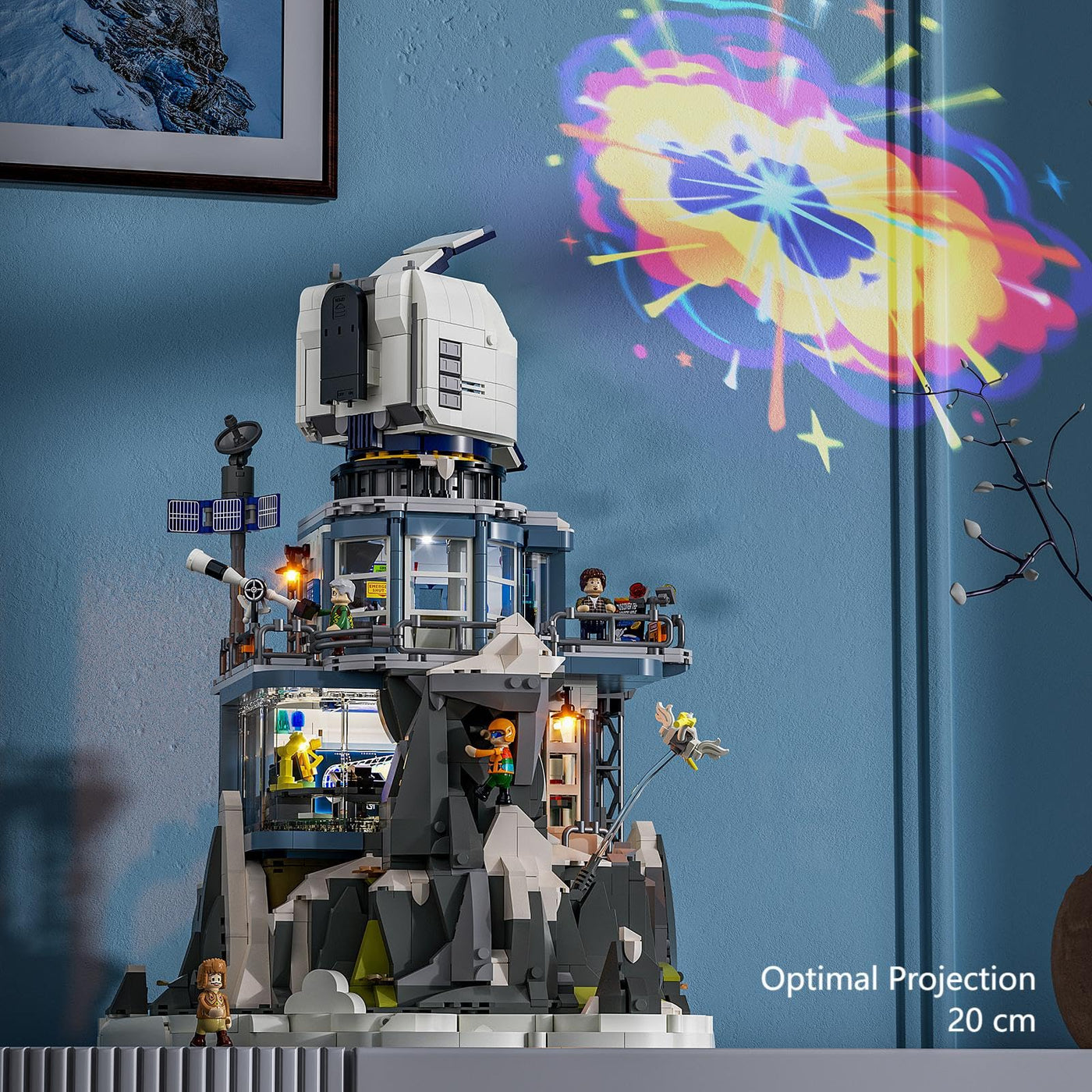 Lumibricks Alpine Sternwarte Modellbausatz mit Licht, Modular Building mit Sternenhimmel Projektor,2437Pcs, Geschenke für Astronomie-Enthusiasten,für Jugendliche und Erwachsene,L9091