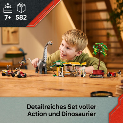 LEGO Jurassic World Raptor & Titanosaurus: Große Fährtensuche – 2 Spielzeug Dinosaurier Figuren, EIN Geländewagen, EIN Motorrad und 3 Minifiguren – Geschenk für Jungen und Mädchen ab 7 Jahren – 76973