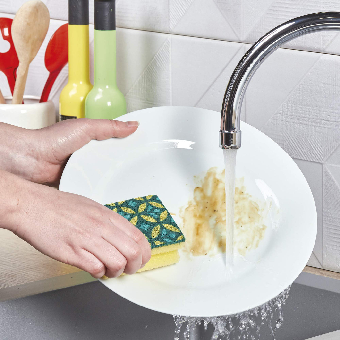 Spontex Reinigungsschwamm Mosaik, Scheuerschwamm mit Anti-Fussel-Technologie und praktischer Griffleiste, Farbe nicht frei wählbar, 3er Pack