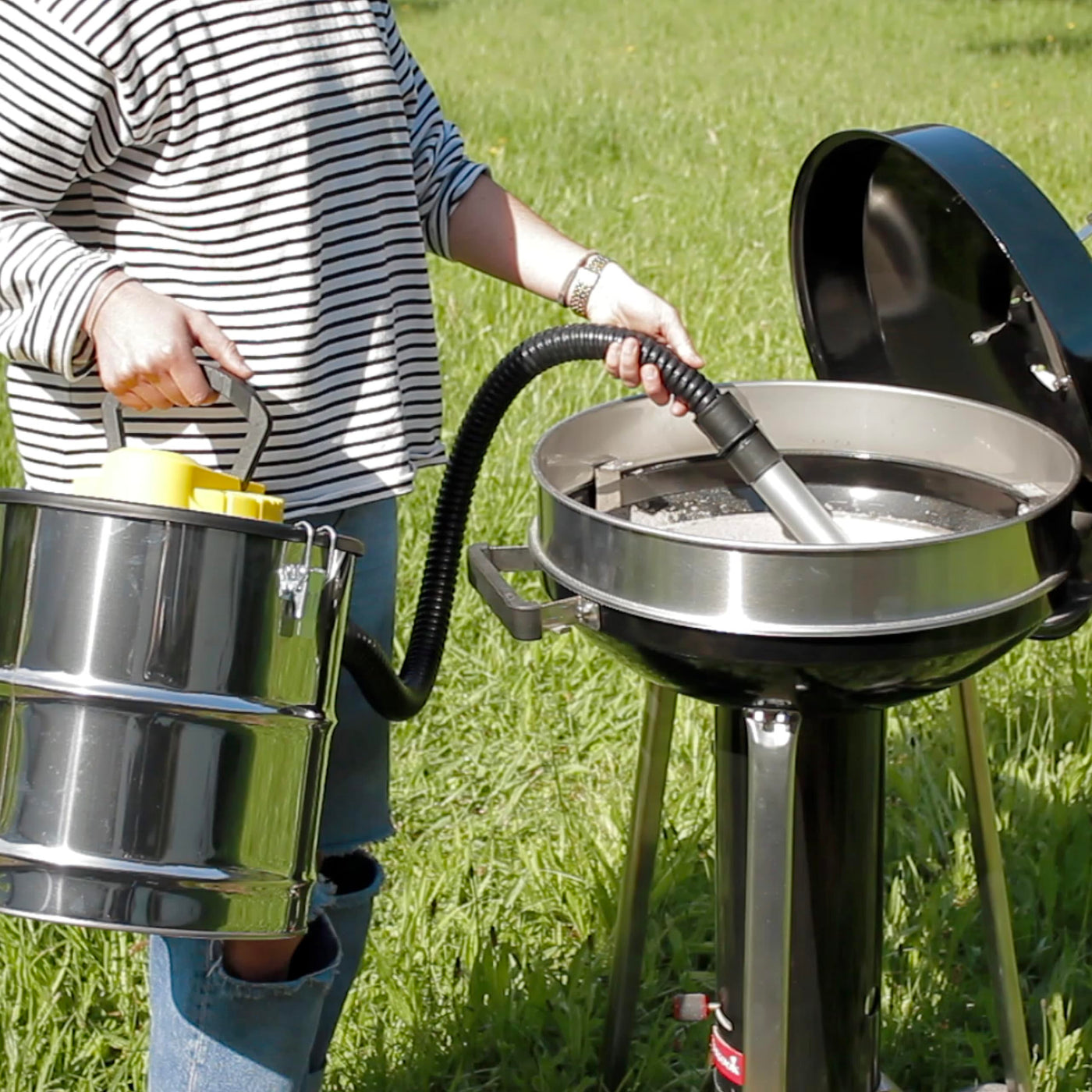 Aschesauger für Kamine, Pellets und Grills - 1.200W Leistung - 20 L Fassungsvermögen - Aus Edelstahl - Inklusive 1m Schlauch und Filterabdeckung - Gebläsefunktion - Dicogar