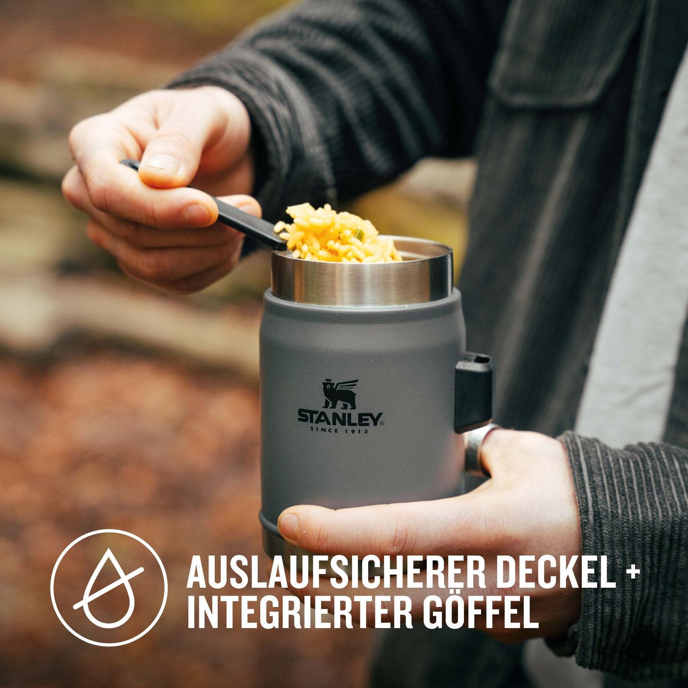 Stanley Classic Legendary Thermobehälter für Essen mit Göffel 400 ml - Hält 7 Stunden Heiß oder Kalt - Edelstahl Warmhaltebehälter Essen - BPA-Frei - Spülmaschinenfest - Charcoal