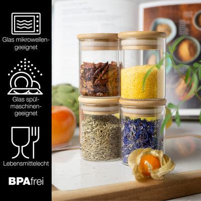Moritz & Moritz 12 Gewürzgläser Set je 125ml - Gewürzdosen Glas inkl. Tafelsticker & Kreidestift – Luftdichte Gewürzgläser mit Bambusdeckel für Gewürze, Kräuter & Tee