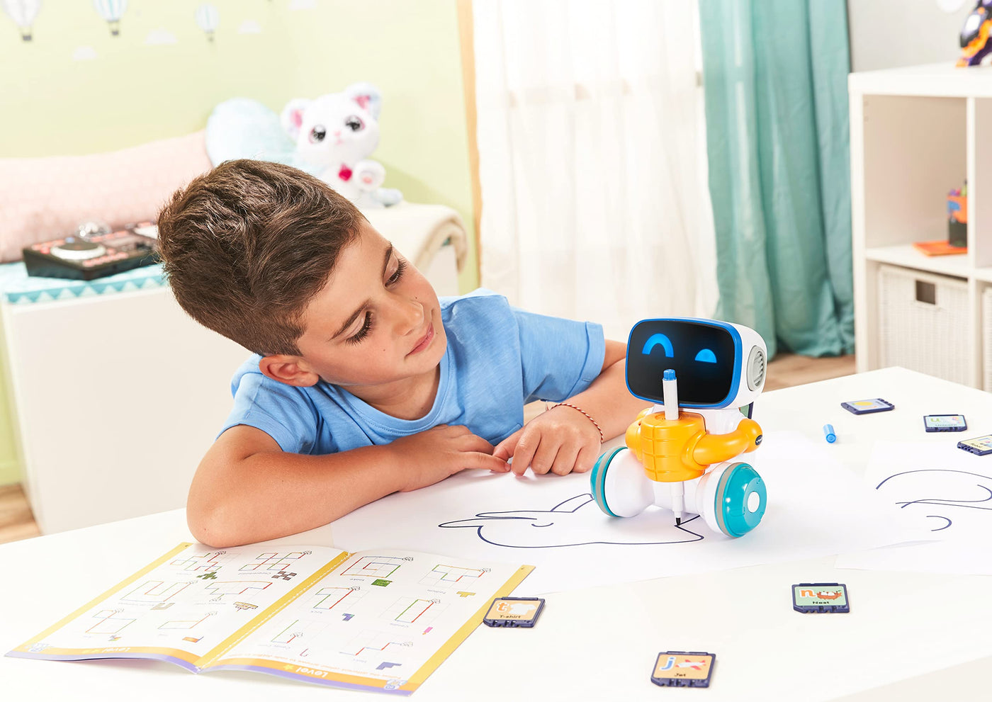 Vtech Codi, der clevere Mal-Roboter – Interaktiver Freund, der Sich von allein bewegt und mit dem Stift in Seiner Hand zeichnet – Für Kinder von 4-8 Jahren