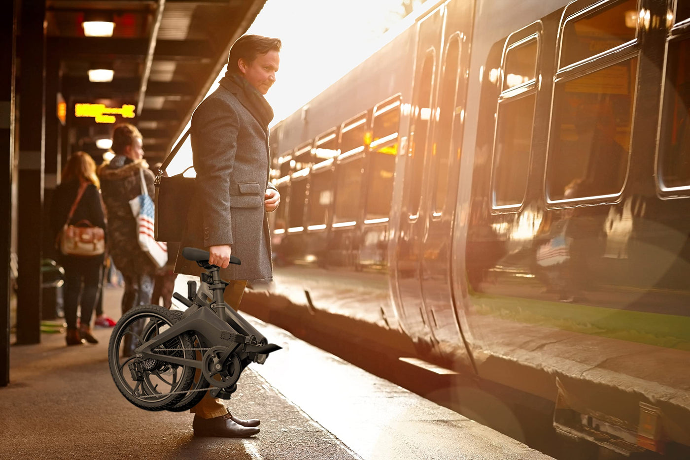 SachsenRAD F11 MagPuma Falt-Elektrofahrrad mit IF-Designsieger-Transporttasche, ultraleichter Magnesiumrahmen nur 19 kg, 20 Zoll mit StVZO-Zulassung