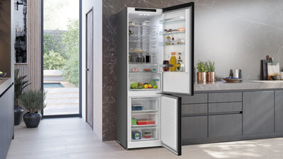 SIEMENS KG39N2XAF Stand-Kühl-Gefrier-Kombination iQ300, freistehende Kühlkombination mit Gefrierbereich unten 203x60 cm, 260L Kühlen, 103L Gefrieren, noFrost, hyperFresh, LED-Beleuchtung, BlackSteel
