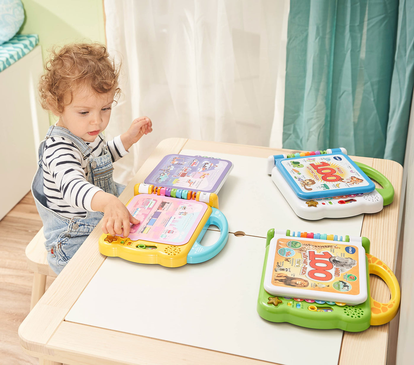 VTech Baby Mein 100-Wörter-Buch: Fahrzeuge und Fortbewegungsmittel – Interaktives Bilderbuch mit über 100 Wörtern auf 12 bilinguale Seiten (Deutsch-Englisch) – Für Kinder von 2-5 Jahren