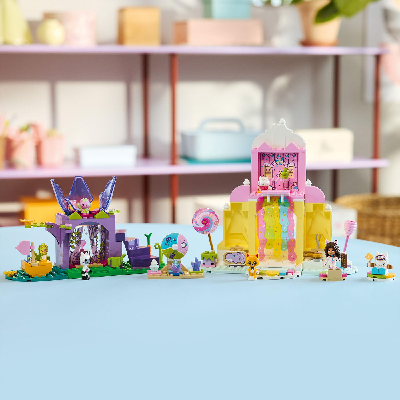 LEGO Gabbys Puppenhaus Zuckerguss-Gebirge und Kätzchen-Garten (11205); Spielset mit Figuren für Rollenspiele; Geschenk für Mädchen und Jungen ab 4 Jahren; Kinderspielzeug