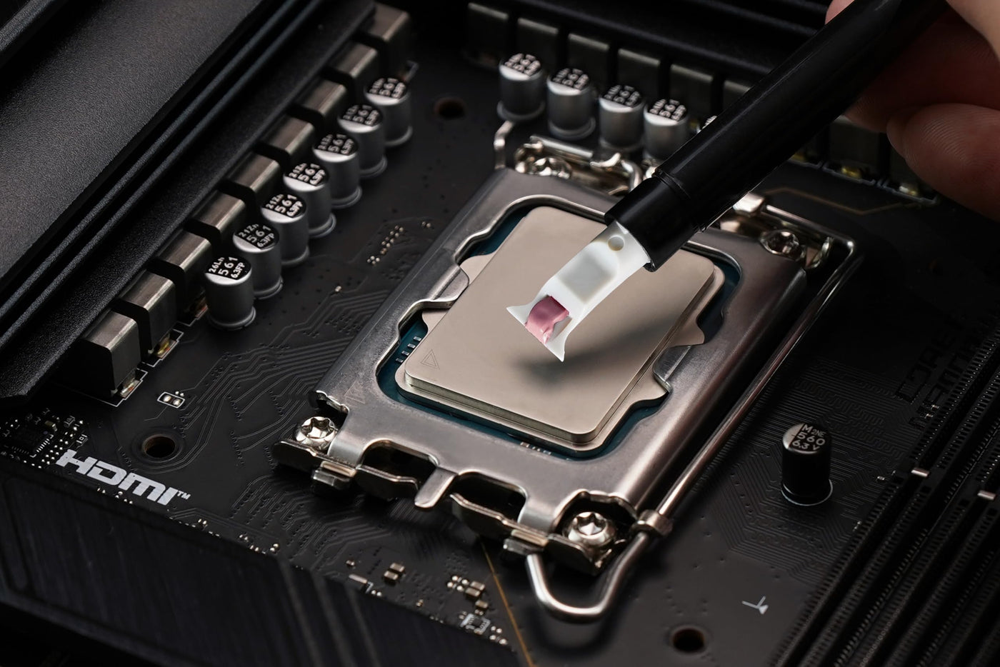 Thermal Grizzly - Kryonaut extreme - 2 Gramm - Extrem Hochleistungsfähige Wärmeleitpaste - Für Maximale Wärmeleitfähigkeit beim Overclocking von CPU/GPU/PS4/PS5/Xbox