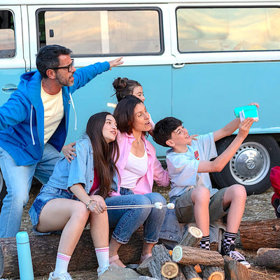 Canal Toys Video Creator – Projektorkamera mit 16 GB Speicherkarte & Cast-Funktion - Camcorder mit Projektor & LCD-Display - für Kinder ab 8 Jahren - kompakt & leicht