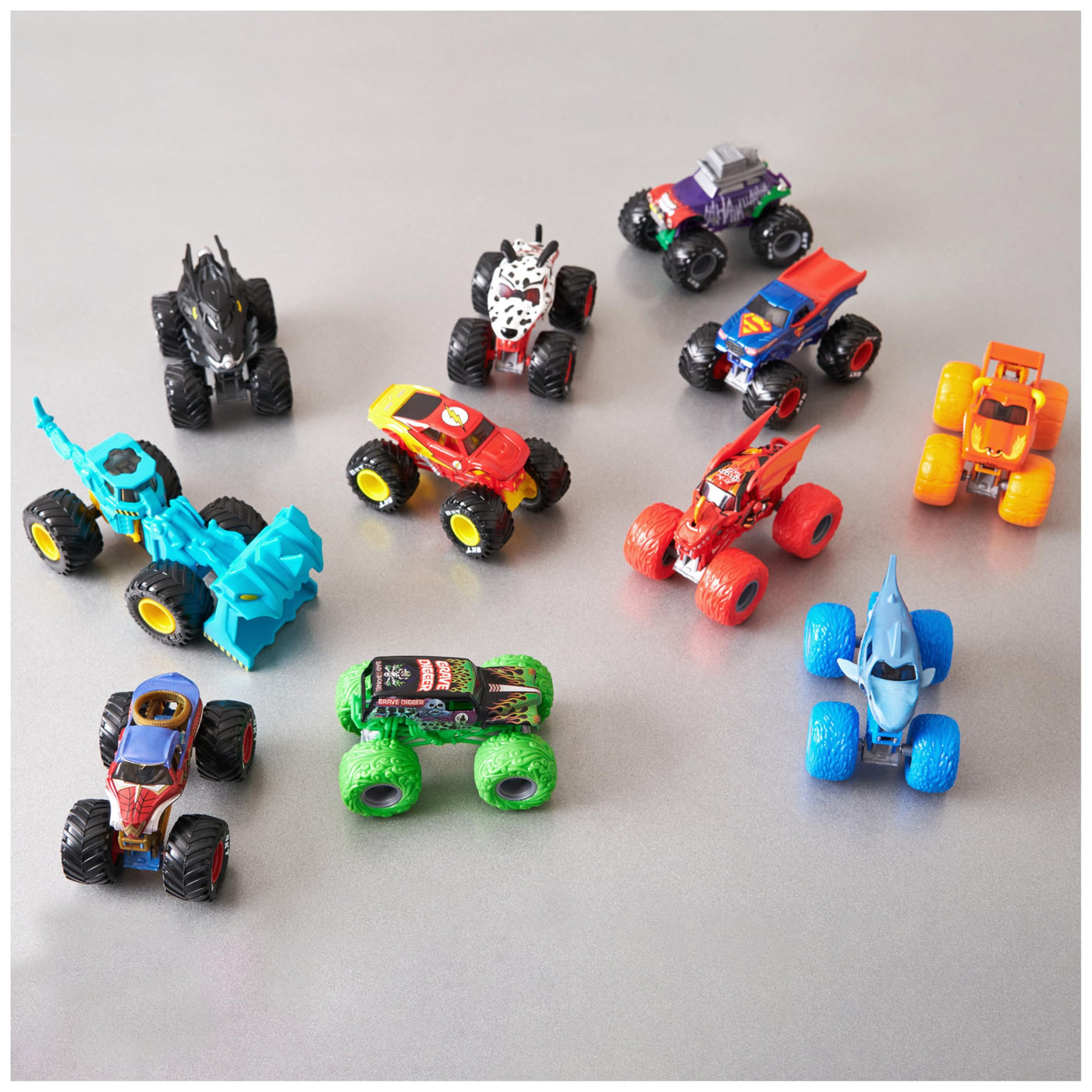 Monster Jam - Original Zweier-Pack mit Max-D und EL Toro Loco - authentischen Monster Trucks im Maßstab 1:64