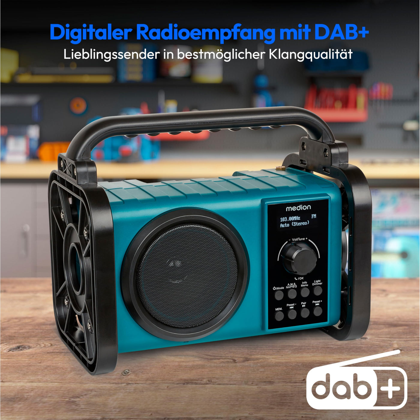 MEDION E66877 DAB+ Baustellenradio (Robustes Gehäuse, Spritzwassergeschützt (IP44), Bluetooth 5.0, PLL UKW Radio, LED-Arbeitslicht, Akku- und Netzbetrieb) blau