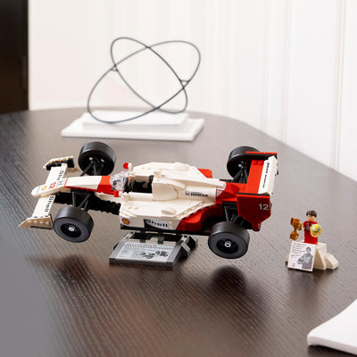 LEGO Icons McLaren MP4/4 & Ayrton Senna Modellauto Set, F1 Rennwagen Bausatz für Erwachsene mit Rennfahrer Mini-Figur, Sammlerstück, Geschenk-Idee zum Geburtstag für Männer, Frauen, Ihn & Sie 10330