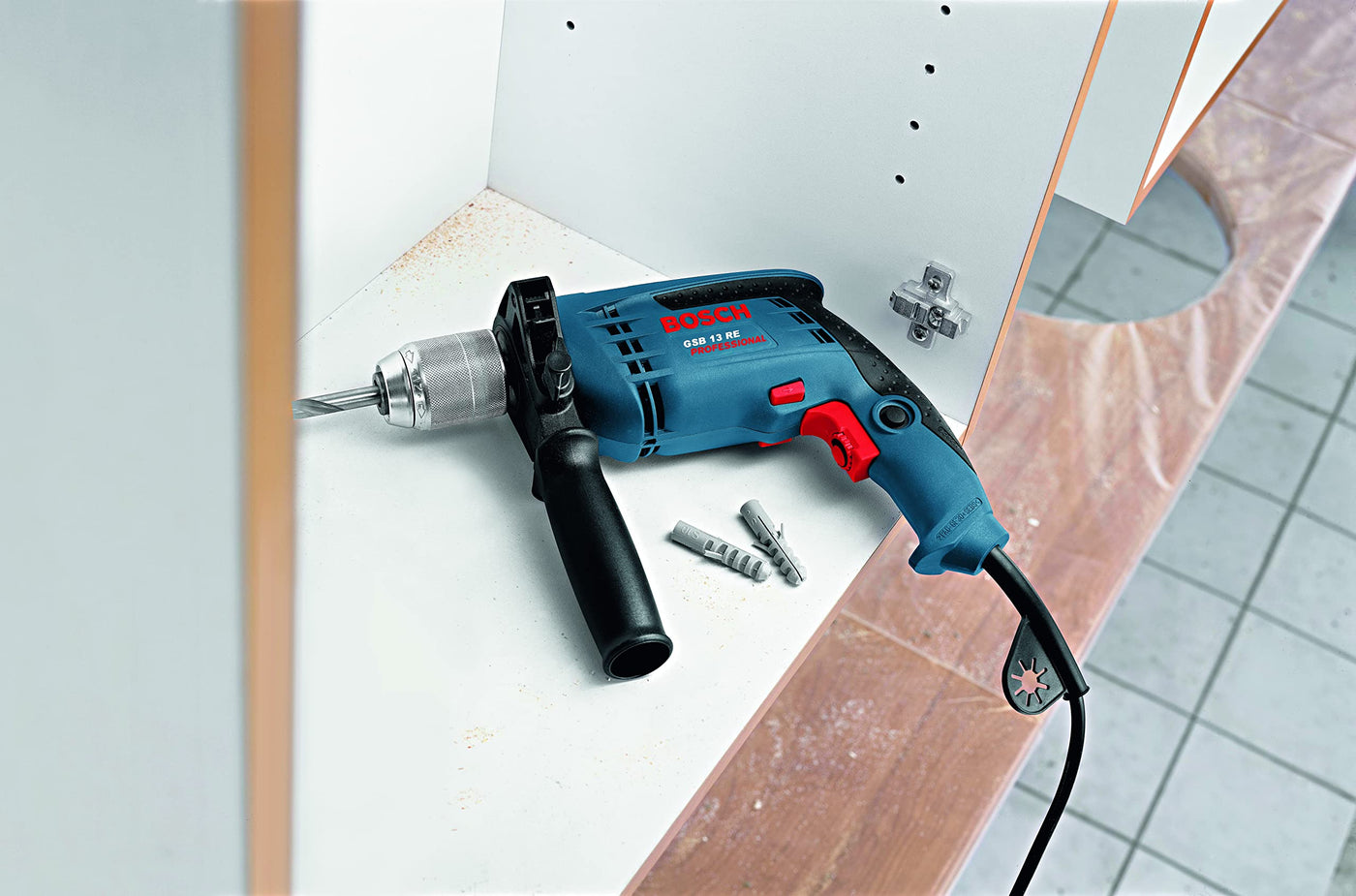 Bosch Professional Schlagbohrmaschine GSB 13 RE (Leistung 600 Watt, inkl. Tiefenanschlag 210mm, Schnellspannbohrfutter 13mm)