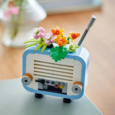 LEGO Creator 3in1 Plattenspieler mit Blumen - Spielzeug umbaubar in Radio oder Mikrofon - Musik Spielzeuge für Kinder - Kreative Geschenkidee für Mädchen und Jungen ab 8 Jahren 31172
