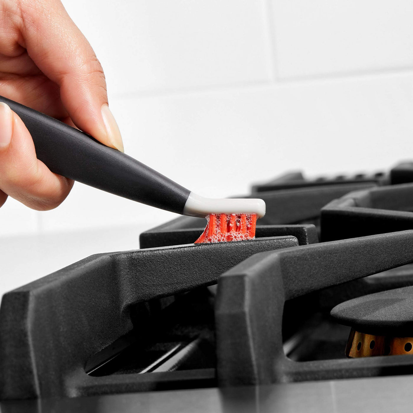 OXO Good Grips Bürsten-Putzset zur Tiefenreinigung – orange