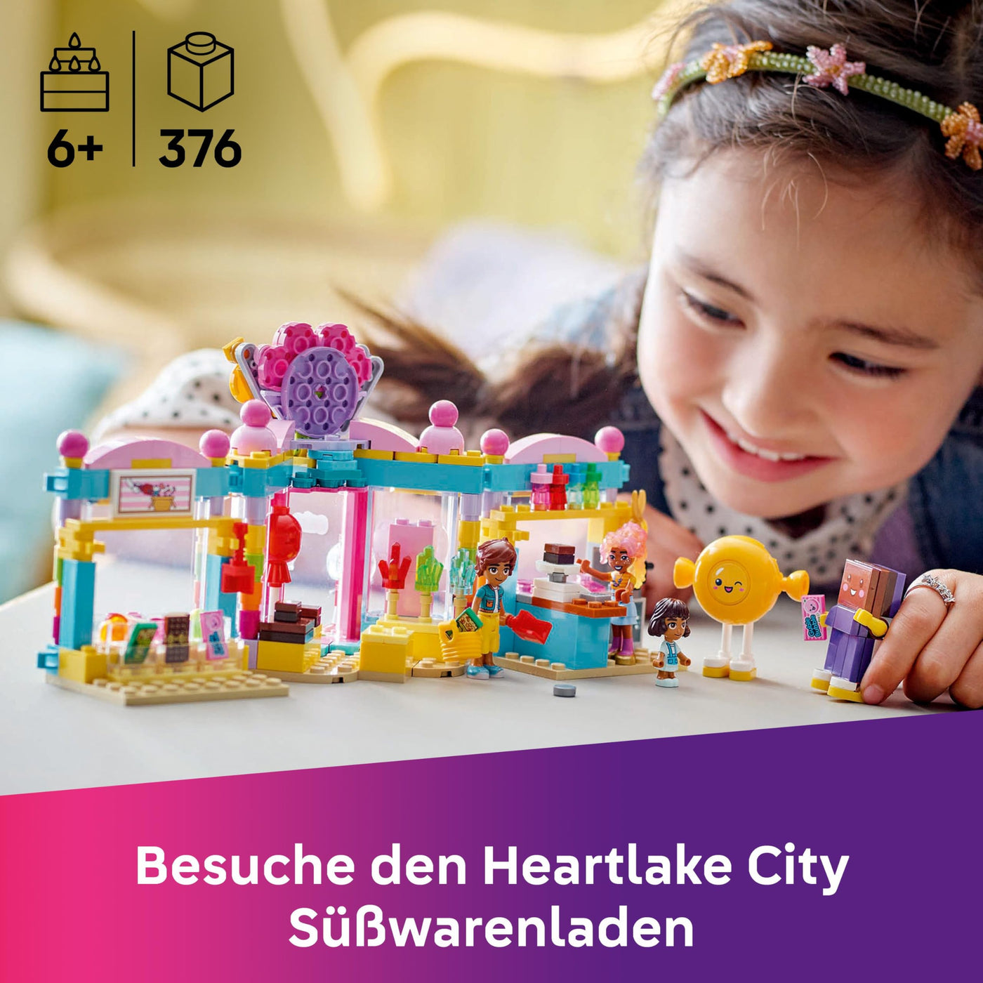 LEGO Friends Heartlake City Süßwarenladen - Kinder Spielset zum Bauen mit 3 Minifiguren, Einer Katzenfigur, Spielzeug Lebensmittel und Zubehör - Geschenk für Mädchen und Jungen ab 6 Jahren - 42649