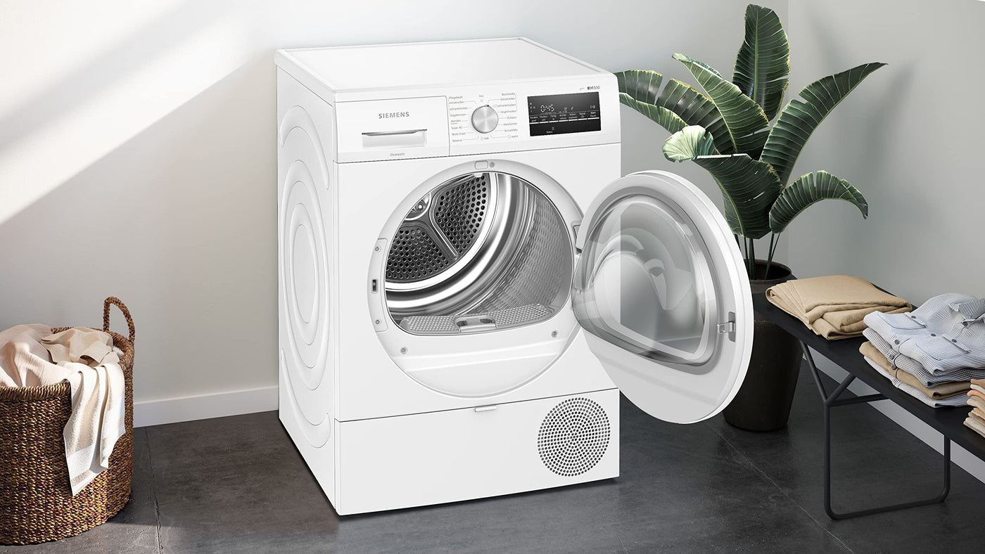 Siemens WT47R440 Wärmepumpentrockner für 8 kg Wäsche, iQ500, 176 kWh pro Jahr, speedPack, autoDry, Outdoor-Programm, Weiß
