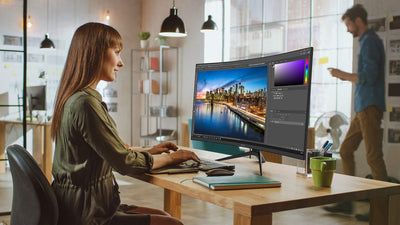 ODYS XP32 PRO 80cm (32") WQHD Curved Gaming Monitor (2.560 x 1.440 Pixel, 400 cd/m², 165 Hz, 1ms Reaktionszeit, AMD Free Sync, NVIDIA G-Sync kompatibel, HDMI, Display Port, 3,5mm Audio)