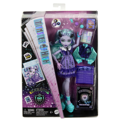 Monster High Fearbook Twyla Set aus Puppe und Zubehör mit Filmclub-Thema, Collegejacke, Jahrbuch, Brettspiel und Keksen, HXW31