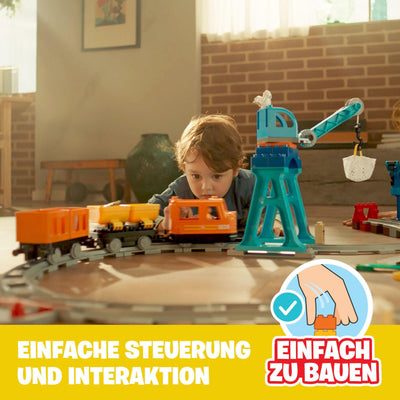 LEGO DUPLO Güterzug, „Push & Go“-Lok mit Lichtern und Geräuschen, Funktionssteinen und 2 Kranen, Spielzeug für Mädchen und Jungen ab 2 Jahren 10875