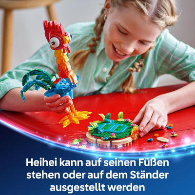 LEGO ǀ Disney Vaiana 2: Heihei Spielzeug - Tierfigur zum Spielen & Ausstellen mit drehbarem Kopf, beweglichen Flügeln & Schwanzfedern sowie Ständer – Geschenk für Mädchen ab 9 Jahren – 43272