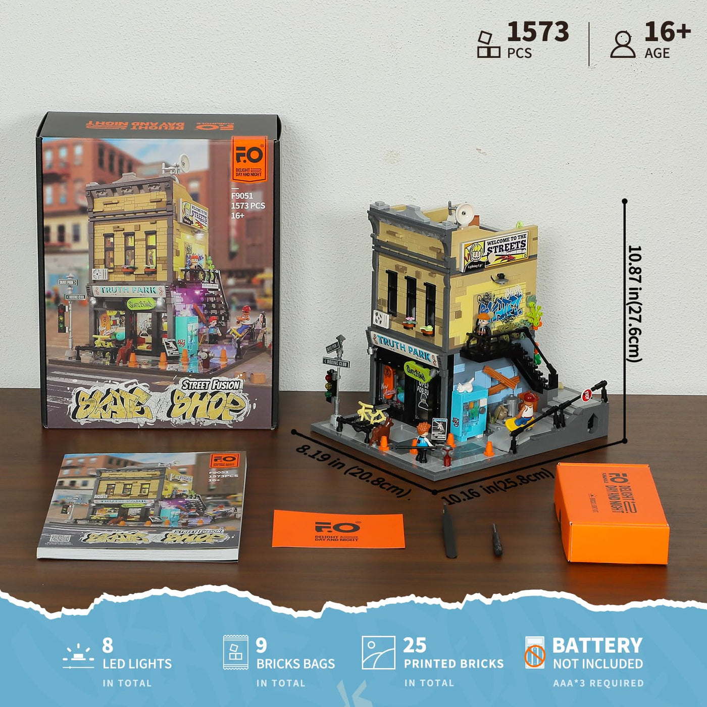 FUNWHOLE Skate Shop Bausteine Set mit LED Licht, 1573 PCS Bauklötze Straße Fusion Modell Klemmbausteine Spielzeug für Erwachsene und Jugendliche