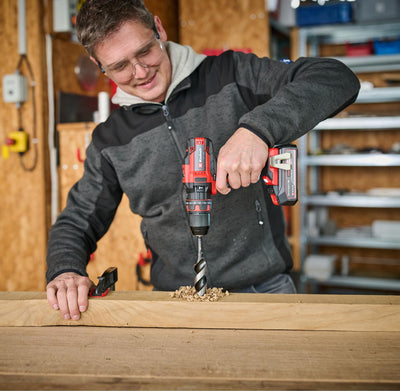 Einhell Akku-Schlagbohrschrauber TE-CD 18/44 Li-i (1x2,5Ah) Power X-Change (18 V, 44 Nm, Schlagbohrfunktion, 13 mm Metallbohrfutter, 2-Gang, inkl. 2,5 Ah Akku & Ladegerät)