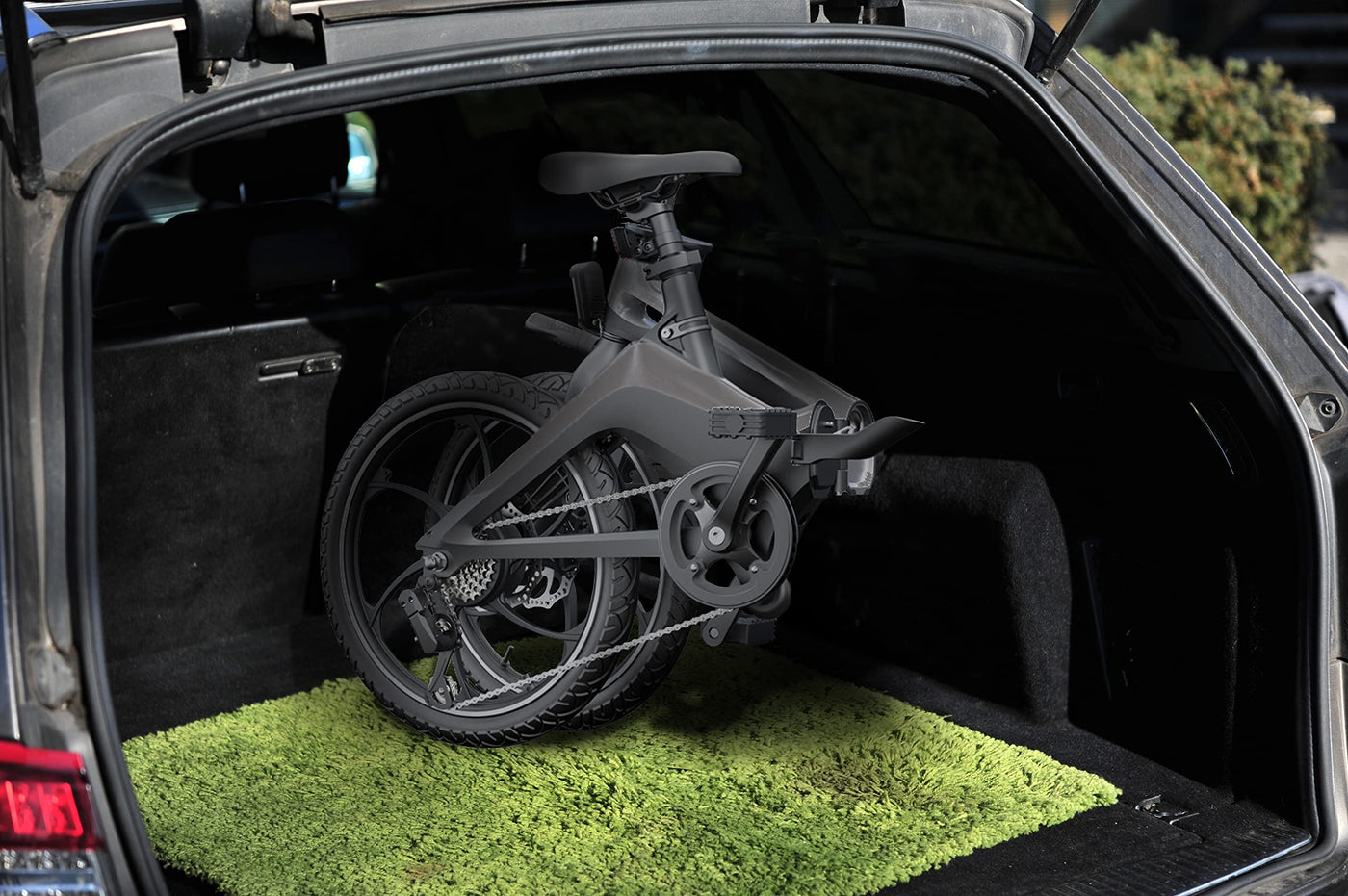 SachsenRAD F11 MagPuma Falt-Elektrofahrrad mit IF-Designsieger-Transporttasche, ultraleichter Magnesiumrahmen nur 19 kg, 20 Zoll mit StVZO-Zulassung