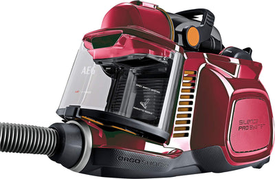 AEG LX7-2-FFP Staubsauger beutellos / inkl. Zusatzdüsen / 750 Watt / 9 m Aktionsradius / 1,4 l Staubbehälter / ergonomischer Handgriff / waschbarer Hygiene Filter / rot