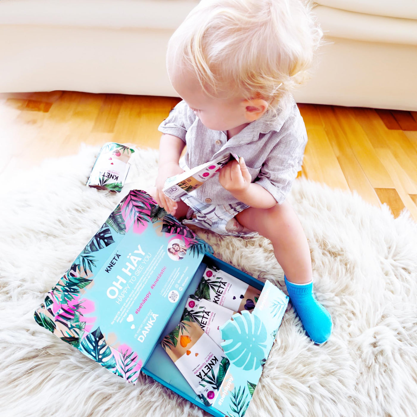 KNETÄ Vegane Spielknete (8X 50g Bag Sets) I Knete für Kinder ab 1 Jahr I Ungiftig I Knete Kleinkinder I Knet Set …