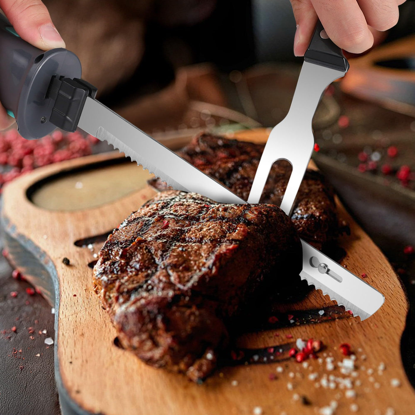 HAUSHOF Elektromesser, Kabelloses Küchenmesser mit 2 Edelstahlklingen, Elektrisches Messer mit Gabel, 2000 mAh Akku für Präzises Schneiden von Brot, Fleisch und Käse, mit Aufbewahrungsbox, Grau