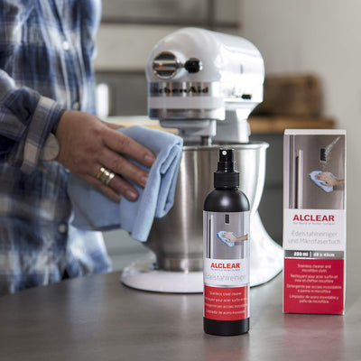 ALCLEAR 721ER Profi Edelstahlreiniger 250 ml mit Profi Mikrofasertuch, reinigt Edelstahl streifenfrei, gegen Schmutz, Fingerabdrücke und Fett