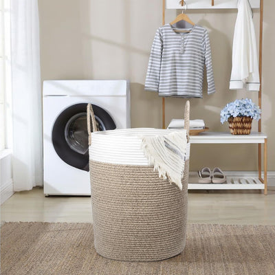 SYLANDO Wäschekorb mit Henkel, Spielzeug Aufbewahrung, Aufbewahrungsbox Geflochten, Wäschesammler Groß, Aufbewahrungskorb Kinderzimmer (Braun&Weiß, D 38 x H 50 CM)