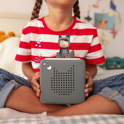 tonies Toniebox Starter Set inkl. 1 Kreativ Figur – Audioplayer für Hörbücher und Lieder für Kinder, einfach zu bedienende kabellose Musikbox BZW. Lautsprecher, 7 Std. Akku, Anthrazit
