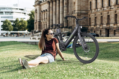 SachsenRAD xBird Urban City-Bike C6F Connect Mit Diebstahlschutz APP | Modernes Design E-Bike Elektrofahrrad mit Integriertes LCD Display und StVZO-zugelassene LED-Leuchten für 150-180CM