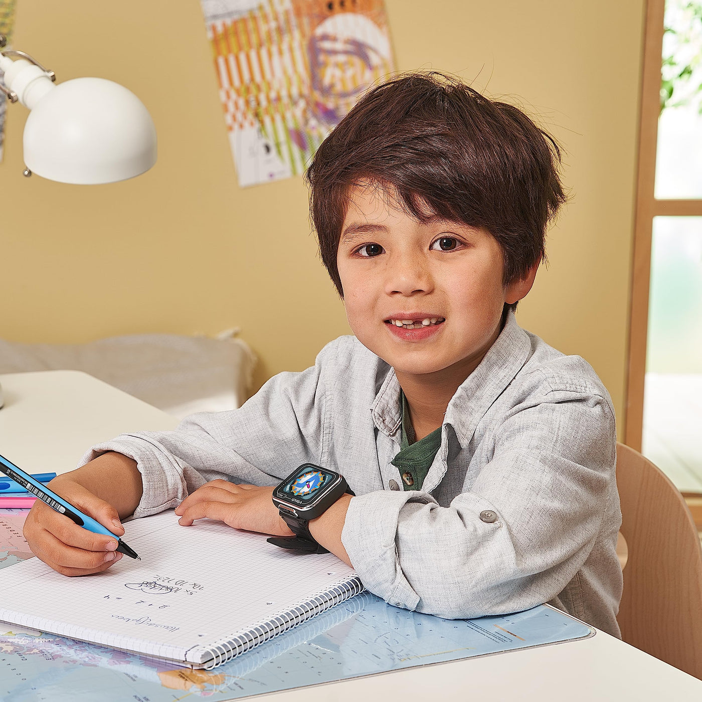 Vtech KidiZoom Smart Watch MAX in Schwarz – Kinderuhr mit Duokamera für Fotos und Videos, zahlreichen Spielen, abwechslungsreichen Funktionen u. v m. – Für Kinder von 5-12 Jahren