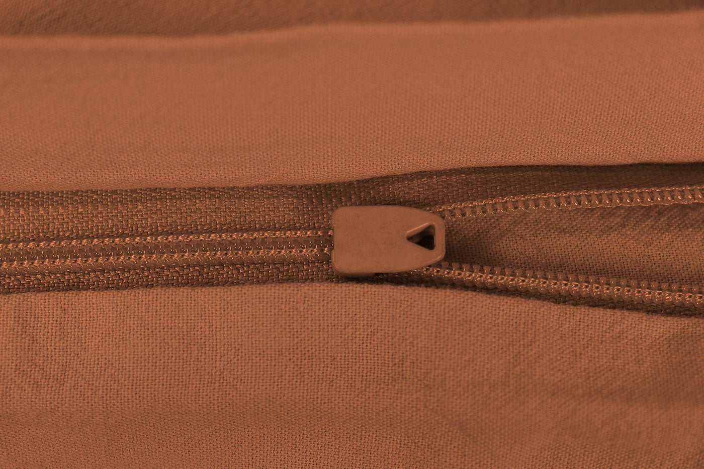 jilda-tex Bio-Bettwäsche Stone-Washed Lissabon 100% Bio-Baumwolle Knitterlook Stehsaum Uni Made in Green (Terrakotta, 135 x 200 cm)