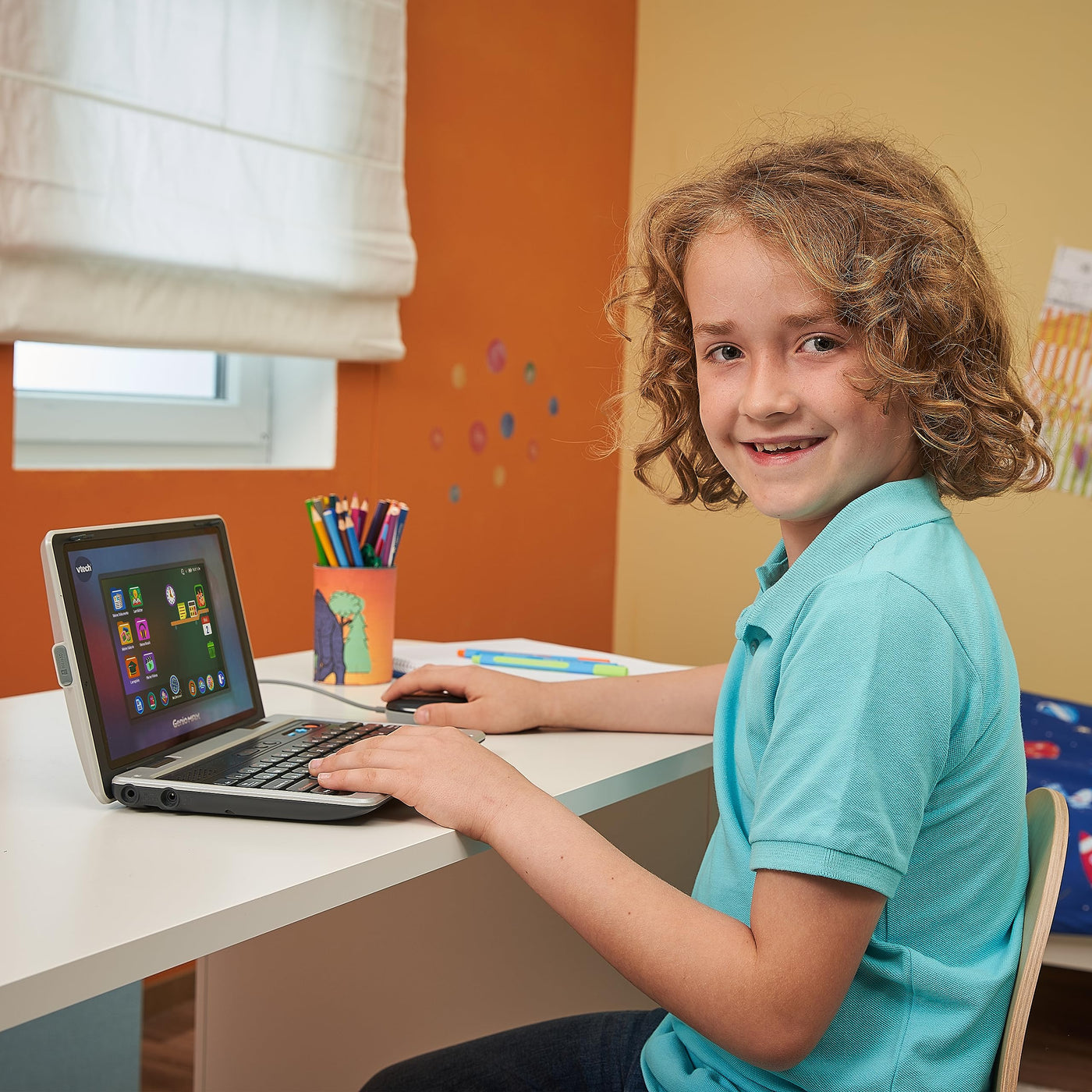 Vtech Genio Lernlaptop XL – Lerncomputer mit großen 7"-LCD-Bildschirm mit Internetzugang, Textprogramm und vielen Lerninhalten – Für Kinder von 5-12 Jahren