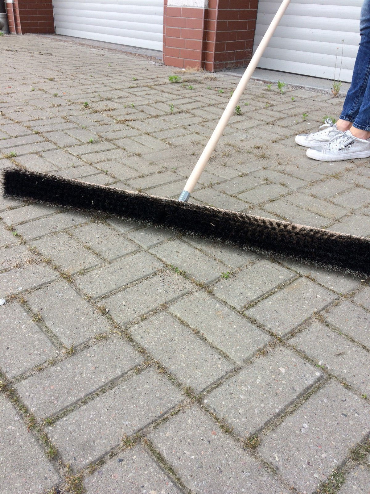 laguz Straßenbesen 100cm breit Besen Saalbesen Kehrbesen mit Buchestiel 150cm