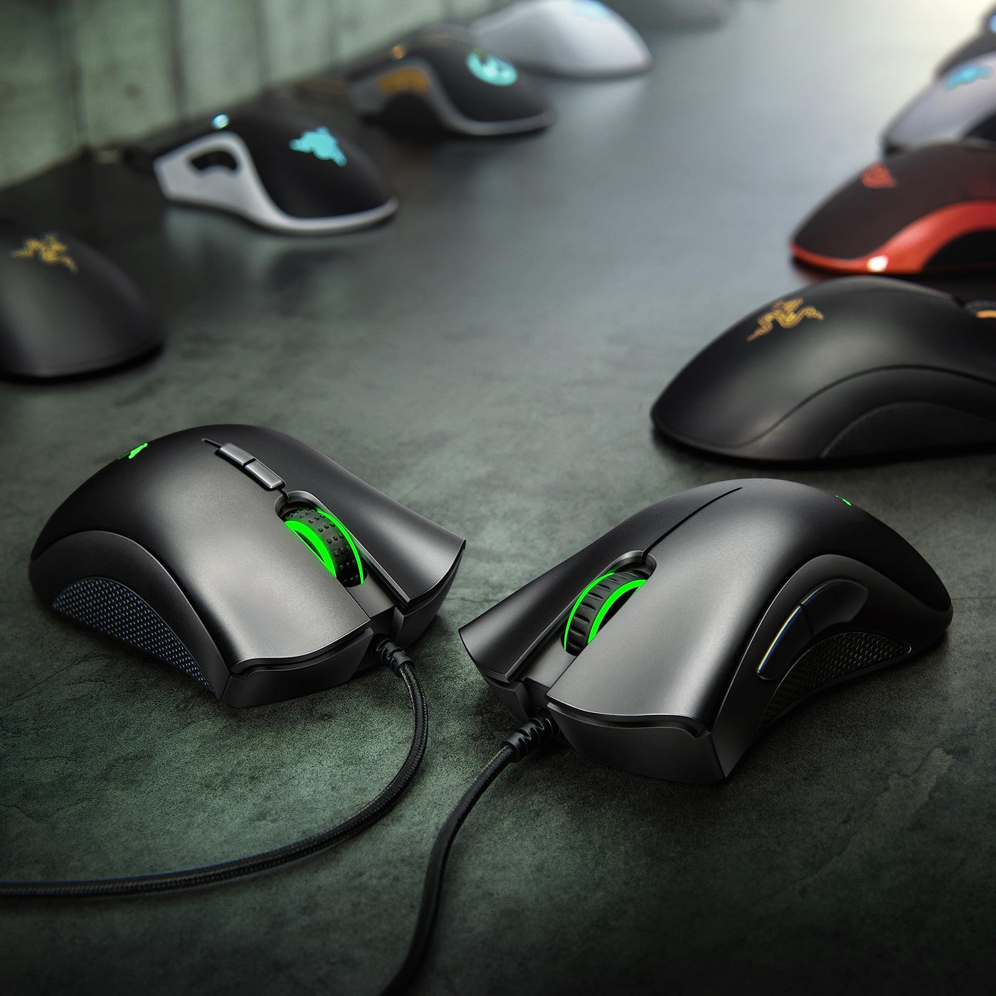 Razer DeathAdder Essential Gaming-Maus, optischer Sensor, 6400 DPI, 5 programmierbare Tasten, mechanische Schalter, gummierte Seitengriffe, klassisches Schwarz