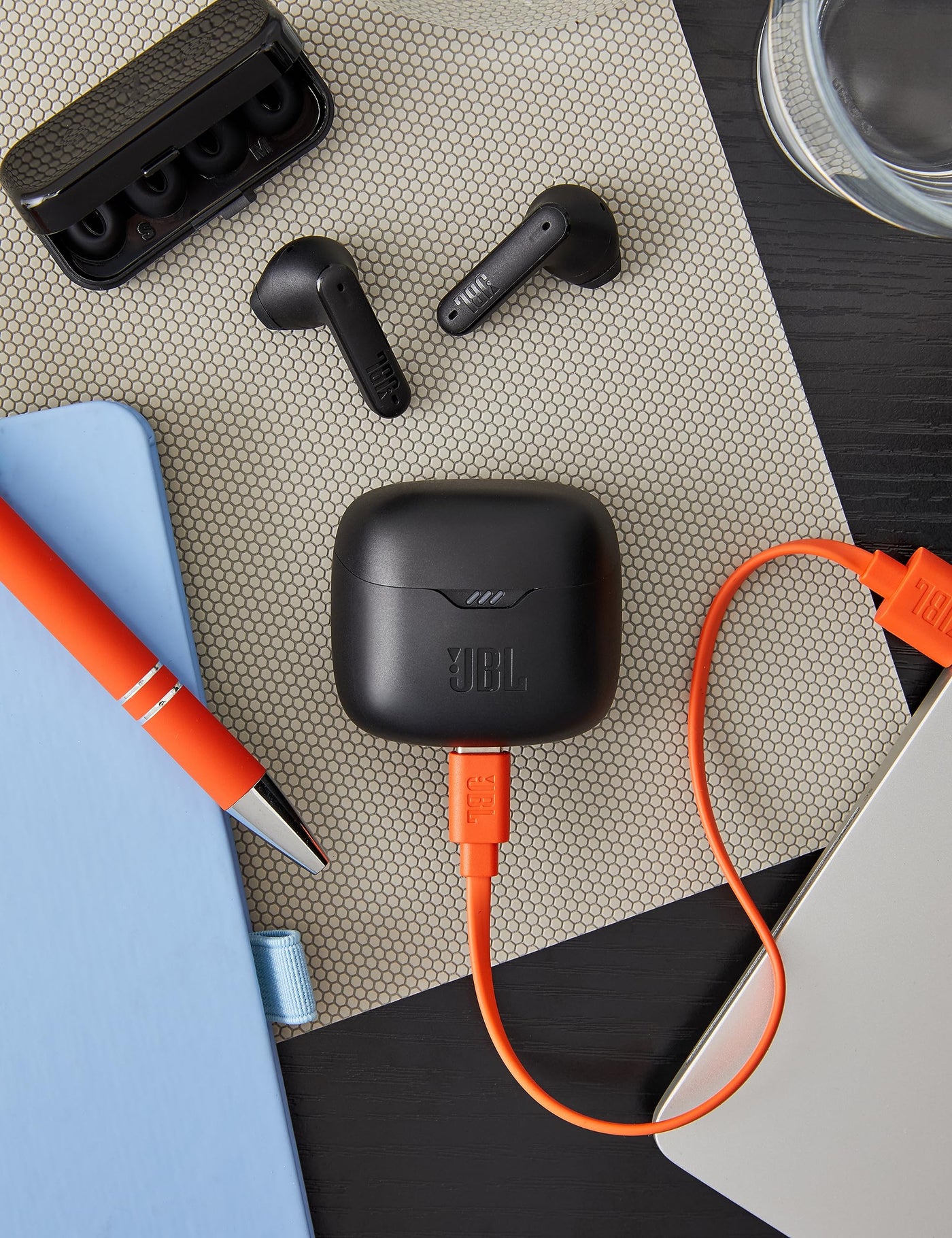 JBL Tune Flex TWS – Wasserdichte, True-Wireless In-Ear-Kopfhörer mit Noise-Cancelling in Schwarz – Mit bis zu 32 h Musikwiedergabe