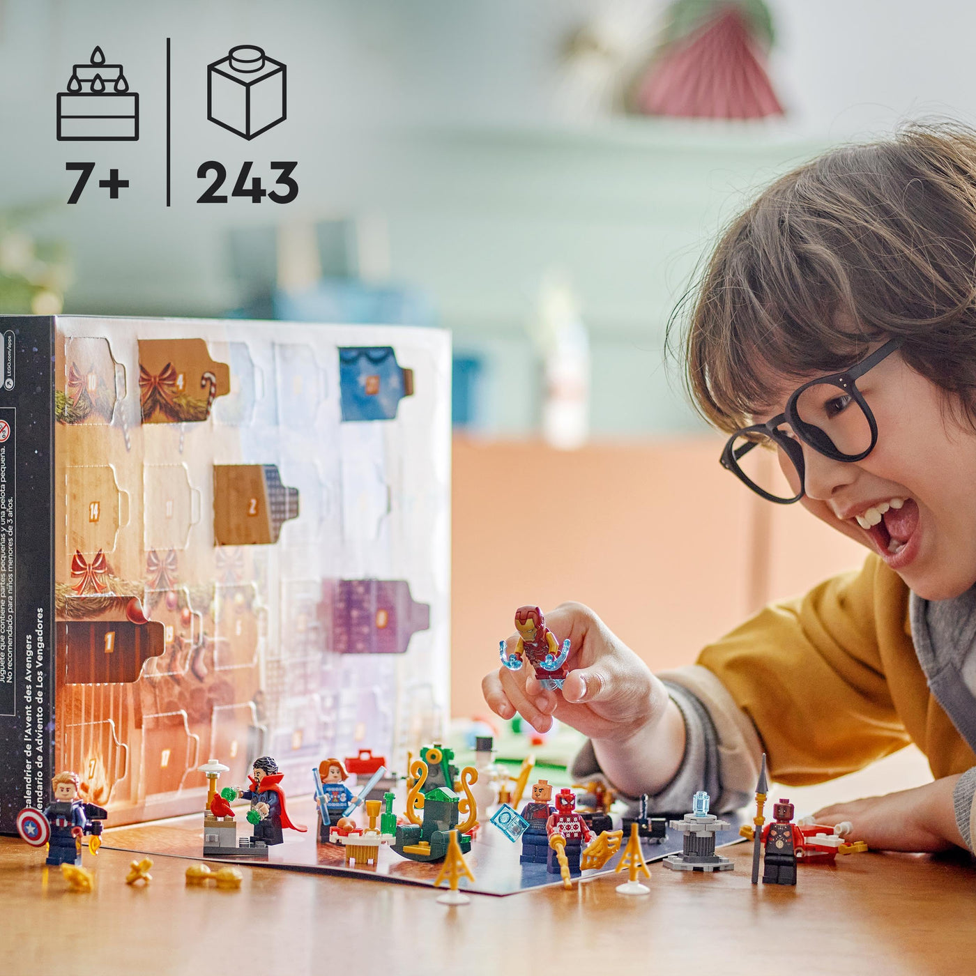 LEGO 76267 Marvel Avengers Adventskalender 2023, Weihnachtskalender mit 24 Geschenken inkl. Captain America, Spider-Man, Iron Man und weiteren Superhelden-Minifiguren, Weihnachts- und Advents-Geschenk