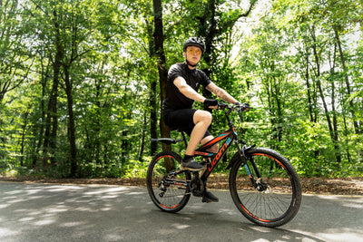 Licorne Bike Strong D Premium Mountainbike in 26 Zoll - Fahrrad für Jungen, Mädchen, Damen und Herren - Scheibenbremse vorne und hinten-Shimano 21 Gang-Schaltung-Vollfederung