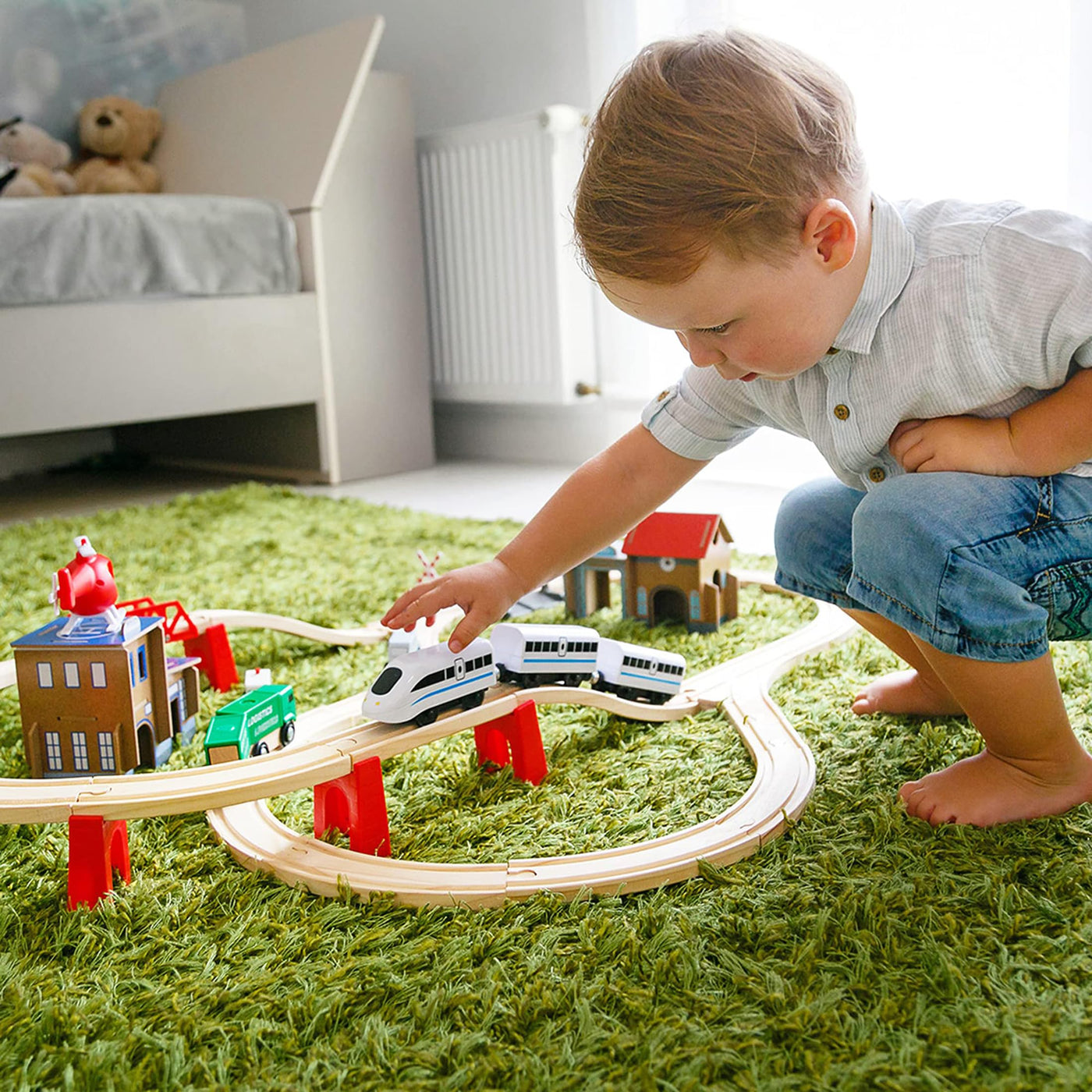 Green series Holzeisenbahn Set für Kinder - Eisenbahn Holz | Spielzeug Zug | Polizeistation, Autobahn und Bahnset mit Brücke, 80 Teilen, 378 cm lang | Holz Eisenbahnen | Holzzug | Modell GS0010