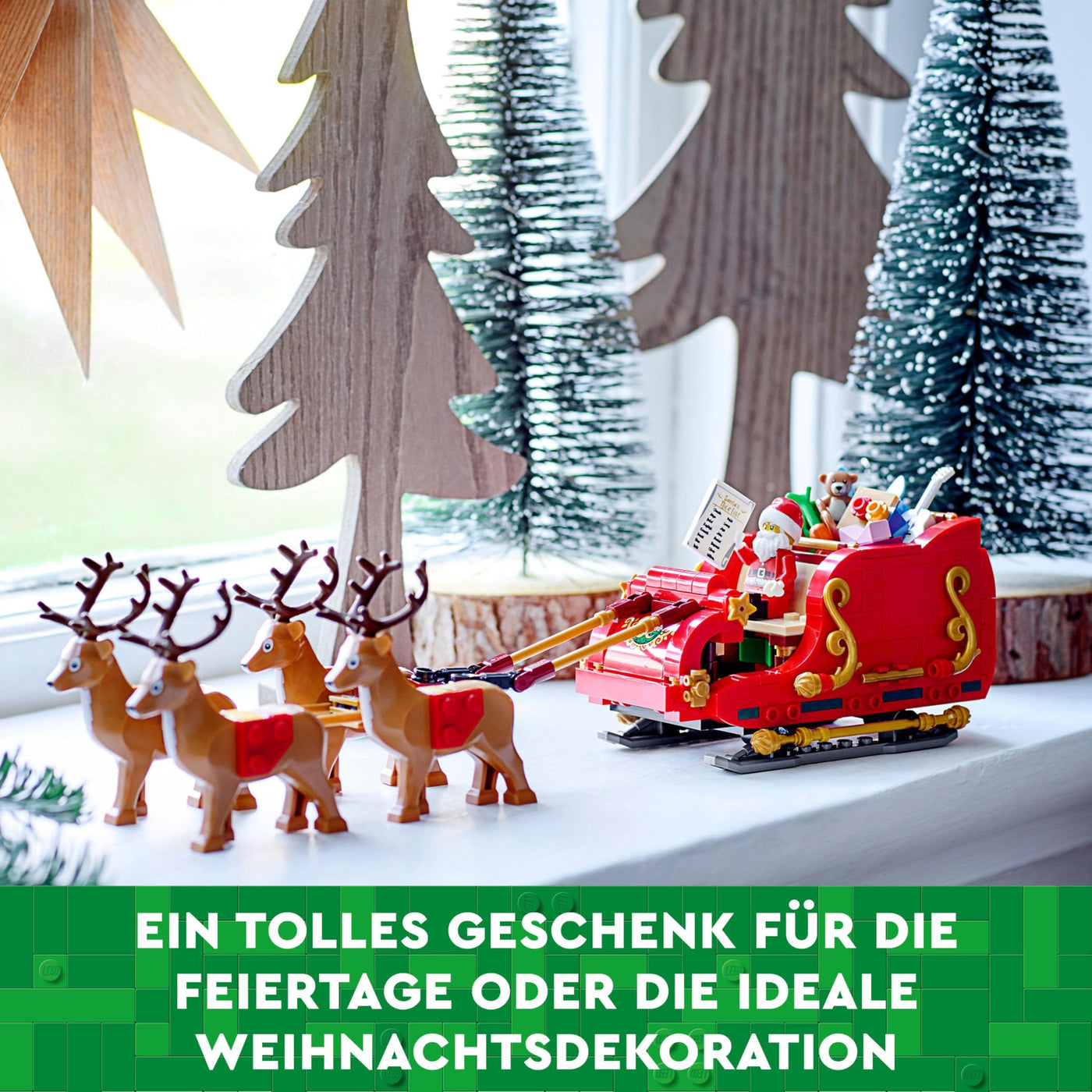 LEGO Seasons and Occasions – Kreatives Spielset – Weihnachtsspielzeug für Kinder ab 9 Jahren mit Minifigur, Rentieren, Gitarre, Teddybär und Skiern – Geschenkidee und Weihnachtsdekoration – 40499