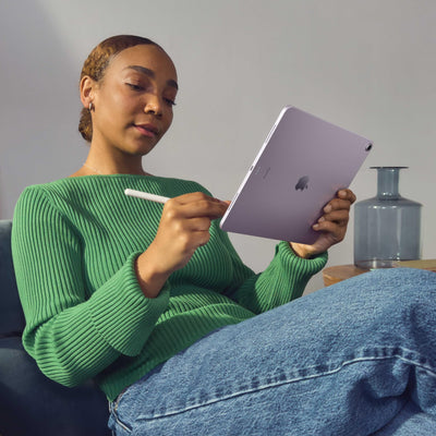 Apple 13" iPad Air (M2): Liquid Retina Display, 256 GB, 12 MP Querformat Frontkamera/12 MP Rückkamera, WLAN 6E, Touch ID, Batterie für den ganzen Tag – Space Grau