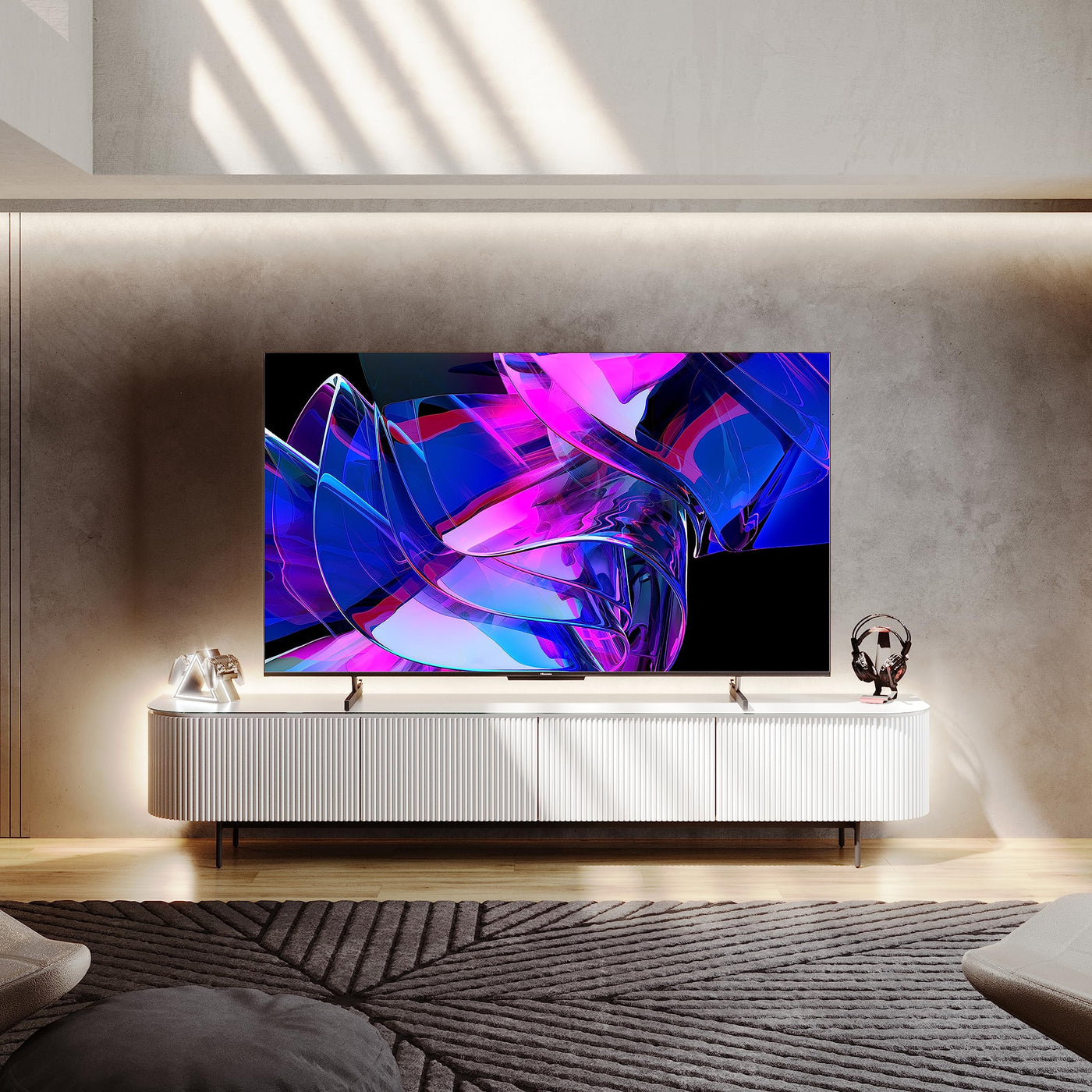 Hisense 100U7KQ (100 Zoll) Fernseher 4K Mini LED ULED HDR Smart TV, Quantum Dot, 144Hz, HDMI 2.1, Game Mode Pro, Dolby Vision IQ & Atmos, Bluetooth, Alexa Built-in, Anthrazit