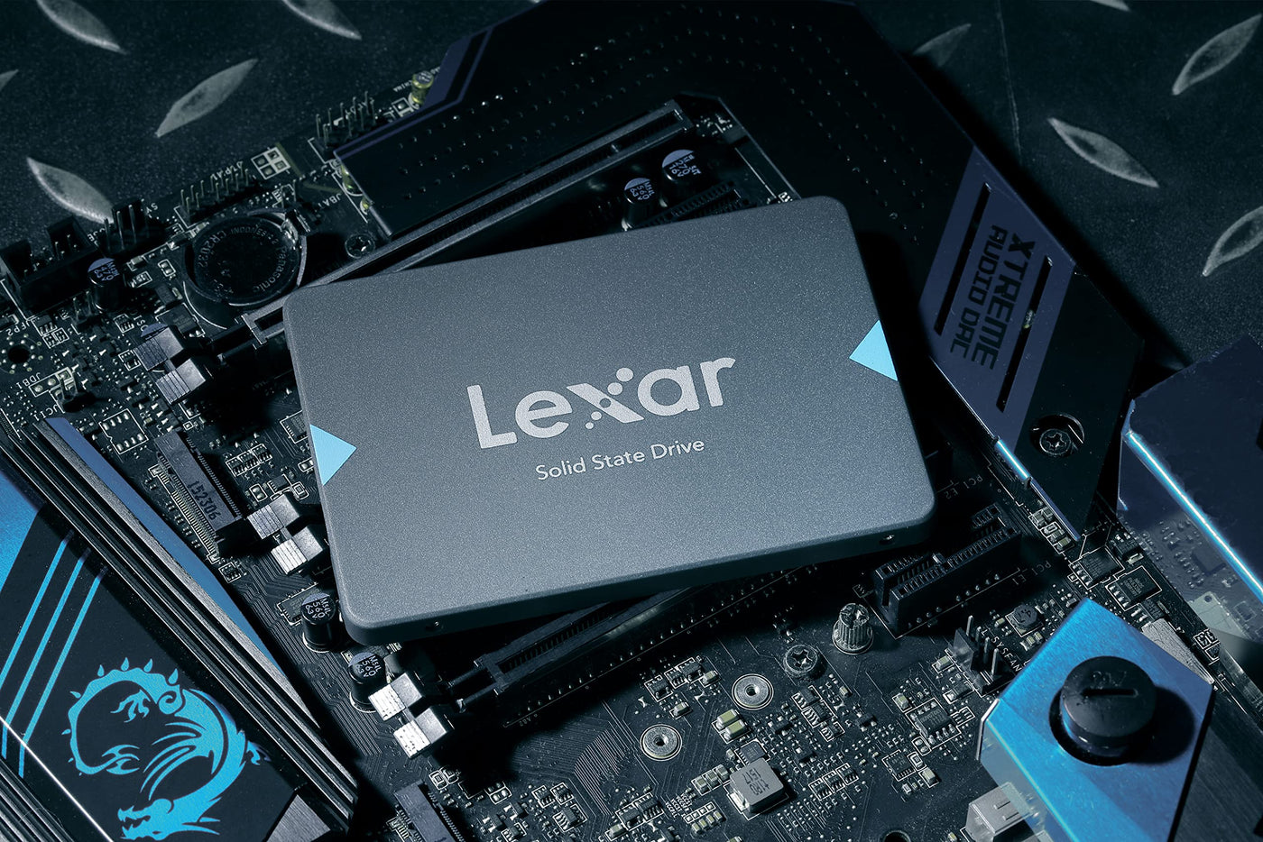 Lexar NQ100 2,5 Zoll SATA III (6 Gb/s) 240 GB SSD, bis zu 550 MB/s Lesen Solid-State-Laufwerk, Interne SSD für Laptop, Desktop-Computer/PC (LNQ100X240G-RNNNG)