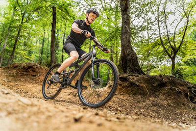 Licorne Bike Strong 2D Premium Mountainbike in 26, 27.5 und 29 Zoll Fahrrad für Jungen Mädchen Damen und Herren Scheibenbremse vorne und hinten 21 Gang Schaltung Vollfederung (29 Zoll, Anthrazit)