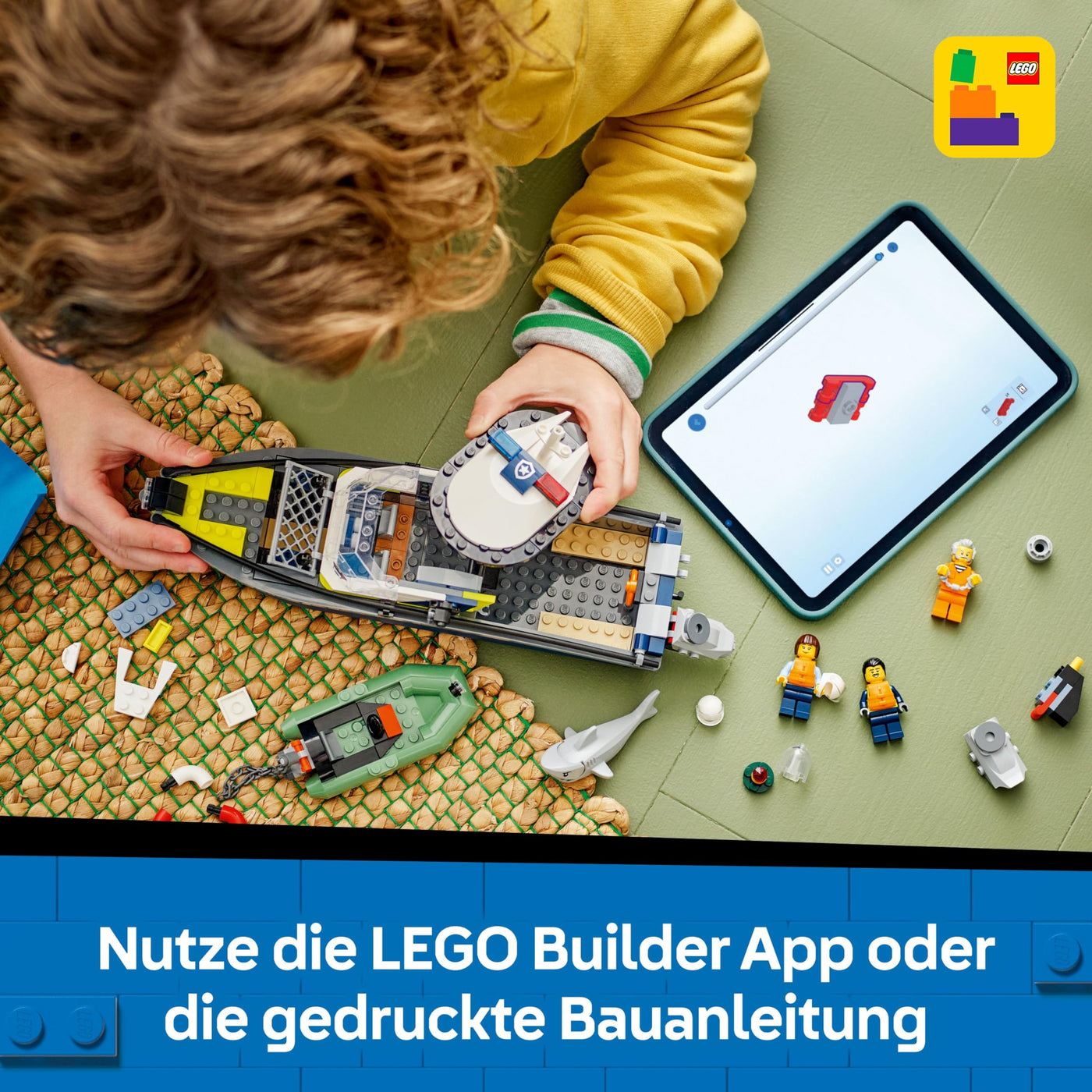 LEGO City Verfolgungsjagd im Polizeiboot – Spielset mit schwimmfähigem Schnellboot, Schlauchboot des Ganoven, 3 Mini-Figuren und Einer Haifigur – Geschenk für Jungen und Mädchen ab 6 Jahren – 60456